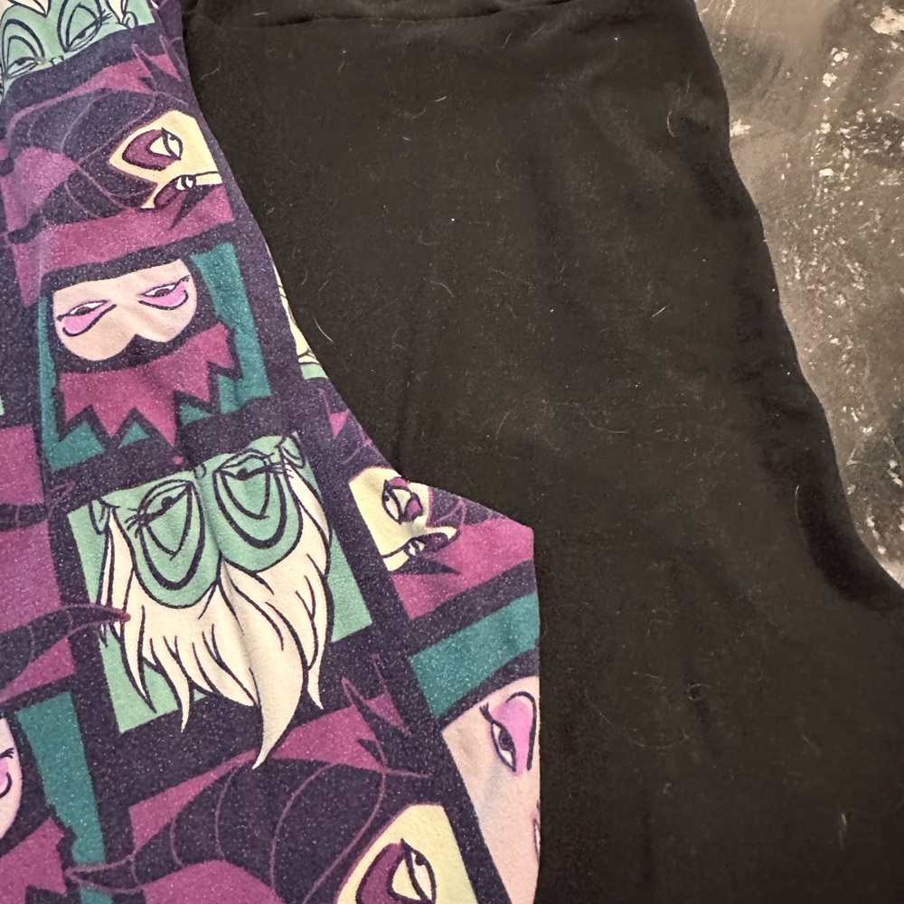 Disney Villans Leggings and Black Pair